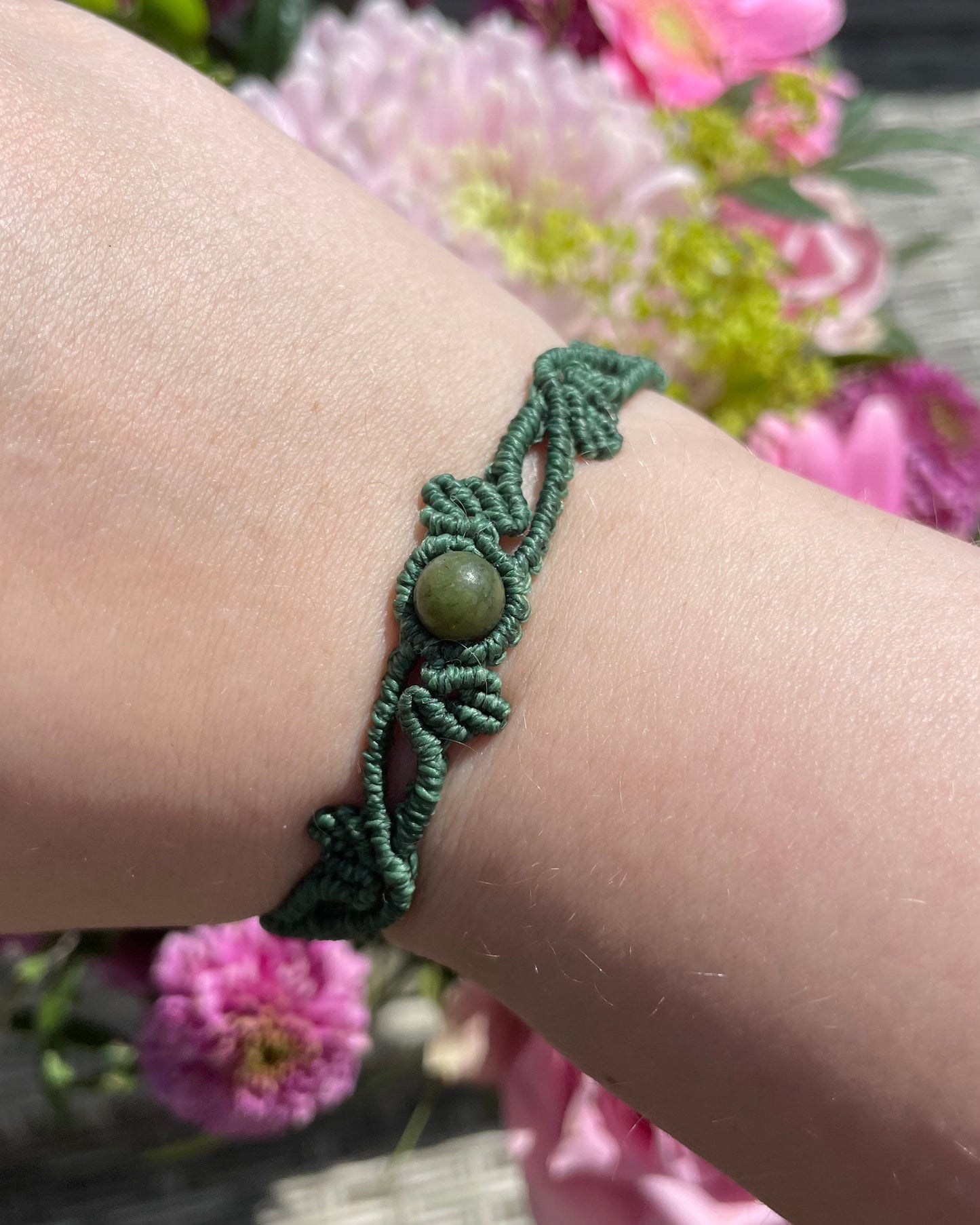 Geschwungenes Blätter Armband