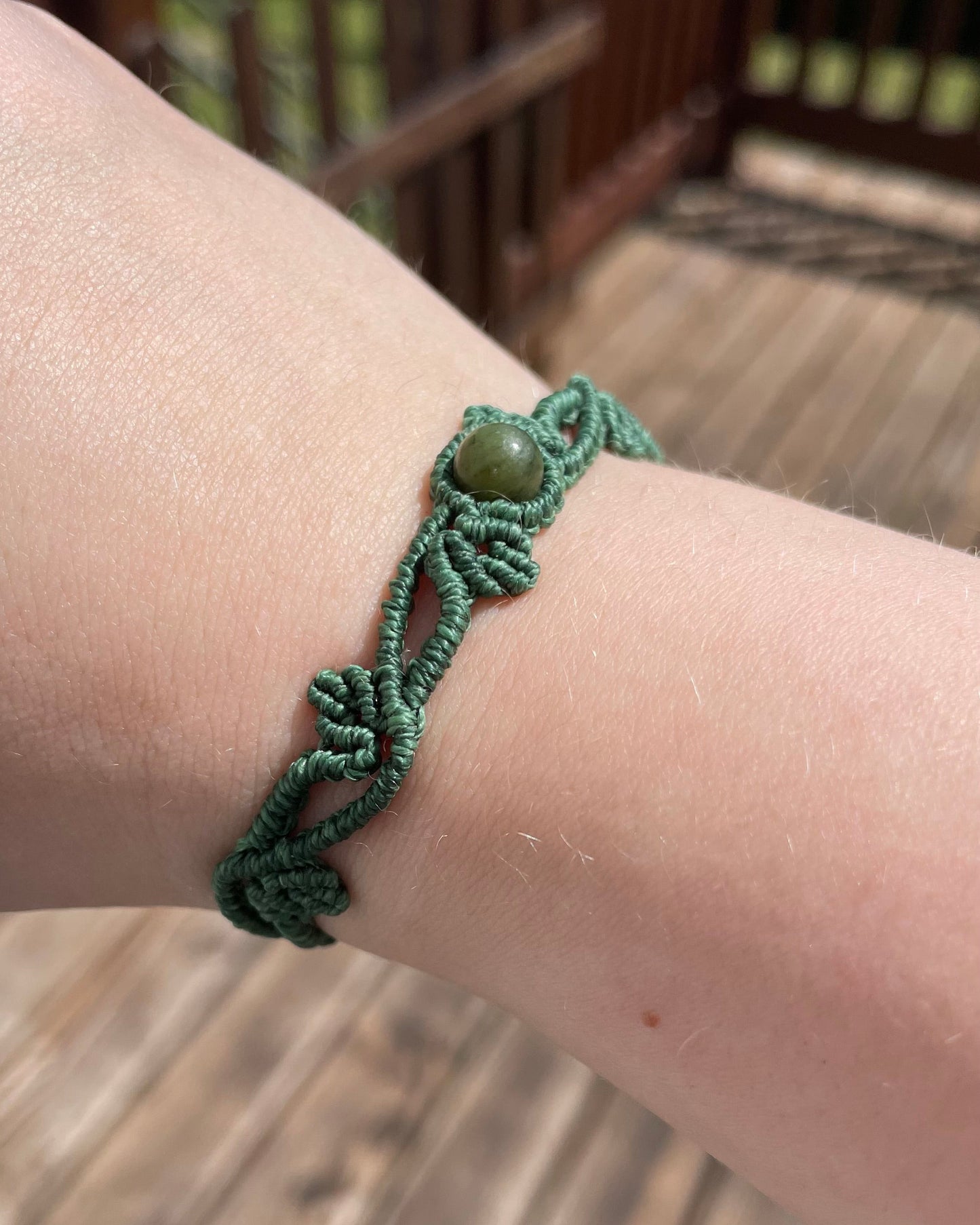 Geschwungenes Blätter Armband